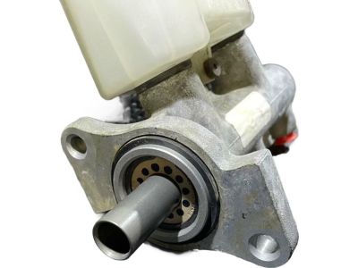 Toyota 47201-0C041 Master Cylinder