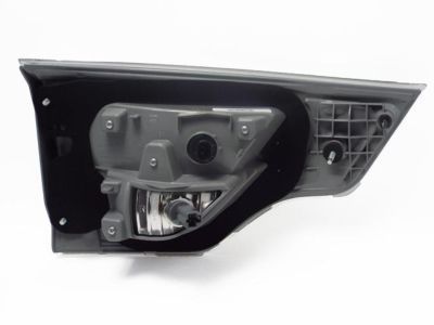 Toyota 81580-0E050 Back Up Lamp Assembly