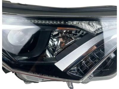 Toyota 81110-0R080 Composite Headlamp