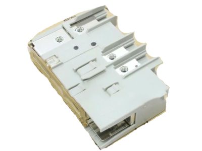 Toyota 82620-60100 Fuse Holder