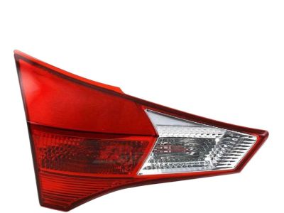 Toyota 81590-0R010 Back Up Lamp Assembly