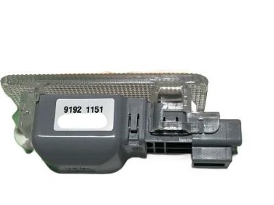 Toyota 81330-0E010 Cargo Lamp