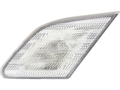 Toyota 81670-AC030 Back Up Lamp Assembly