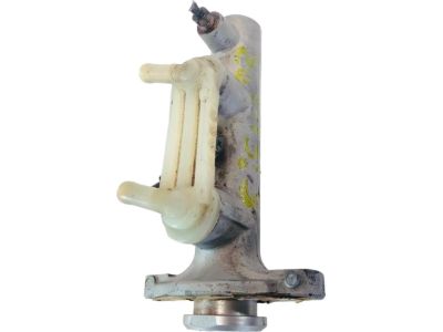 Toyota 47201-08030 Master Cylinder