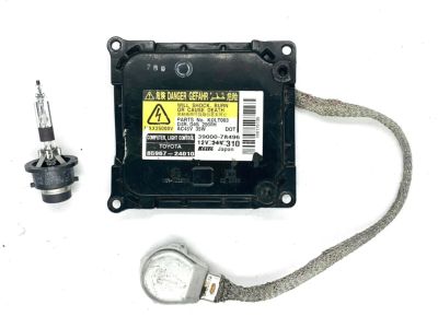 Toyota 81107-30D31 Control Module