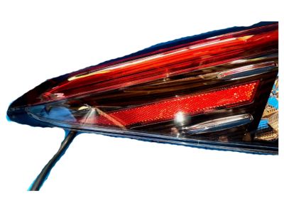 Toyota 81560-06A30 Tail Lamp Assembly