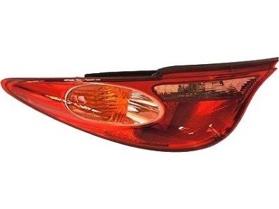 Toyota 81560-AA060 Combo Lamp Assembly