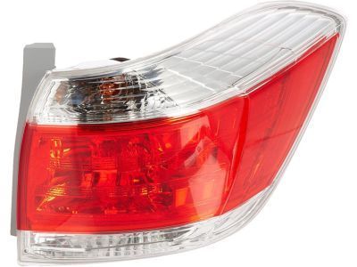 Toyota 81550-0E070 Combo Lamp Assembly