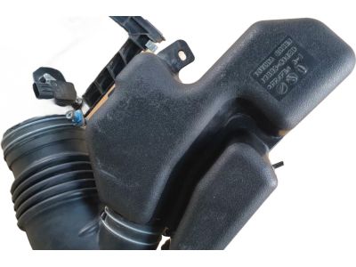 Toyota 17705-31381 Upper Cover