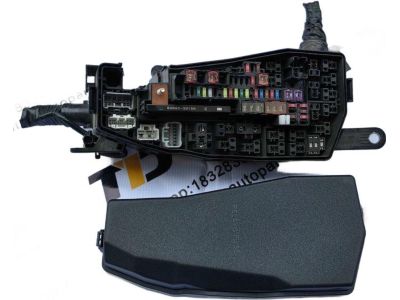 Toyota 82740-33080 Main Relay Block