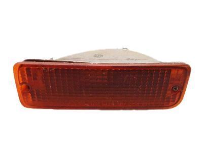 Toyota 81520-34010 Signal Lamp