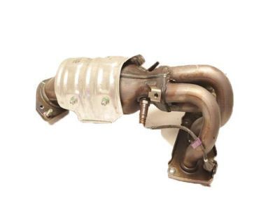 Toyota 25051-0V110 Exhaust Manifold