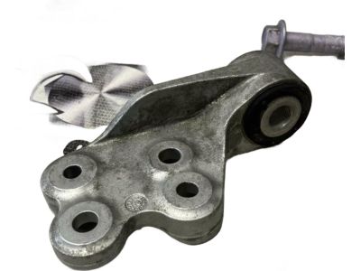 Toyota 12364-0T050 Rear Mount Bracket