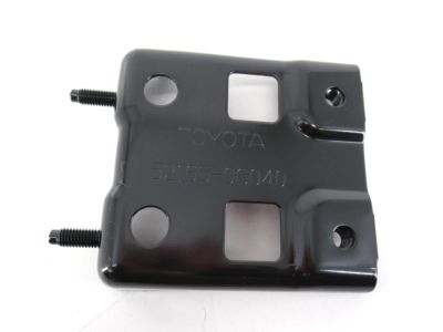 Toyota 52165-0C040 End Cap Mount Bracket