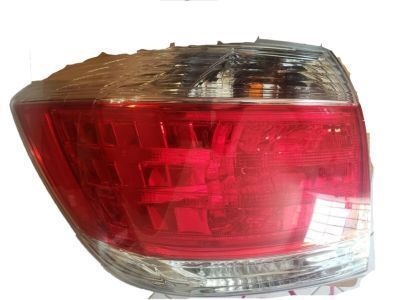 Toyota 81560-0E070 Combo Lamp Assembly