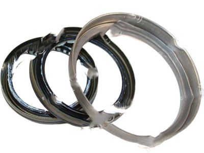 Toyota 04422-12100 Hub Seal Kit