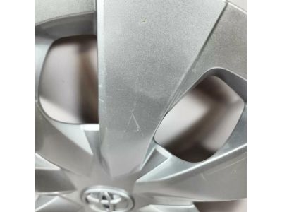 Toyota 42602-02490 Wheel Cover