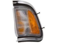 OEM Toyota Tacoma Lamp Assy, Parking & Clearance, RH - 81610-04040