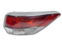 OEM 2015 Toyota Highlander Combo Lamp Assembly - 81550-0E100