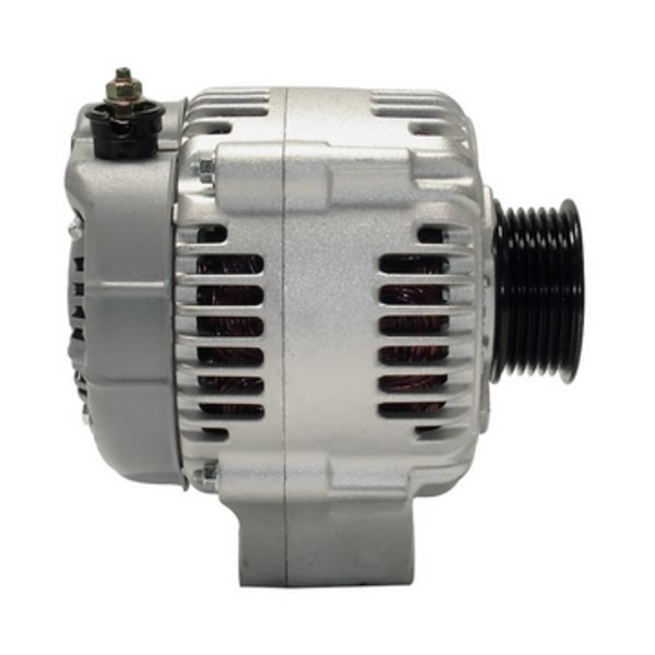 Quality-Built Alternator New 15135N