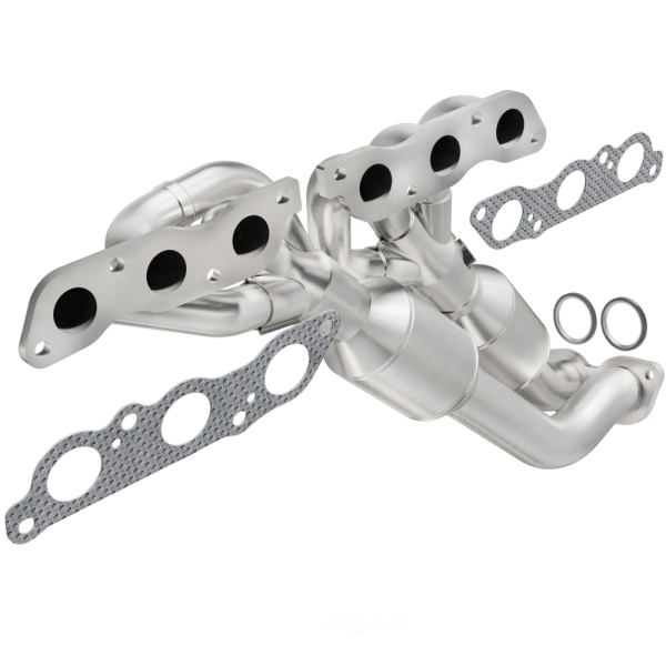 MagnaFlow Stainless Steel Exhaust Manifold with Integrated Catalytic Converter 452843