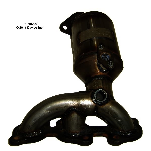 Davico Exhaust Manifold with Integrated Catalytic Converter 18229