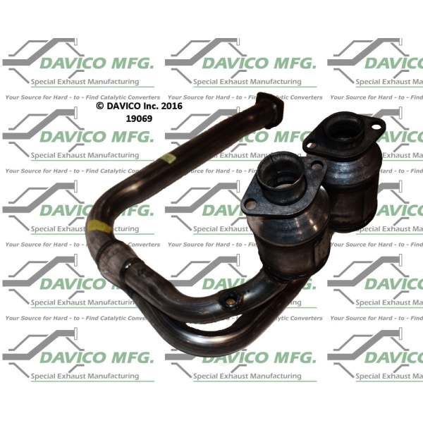 Davico Direct Fit Catalytic Converter and Pipe Assembly 19069