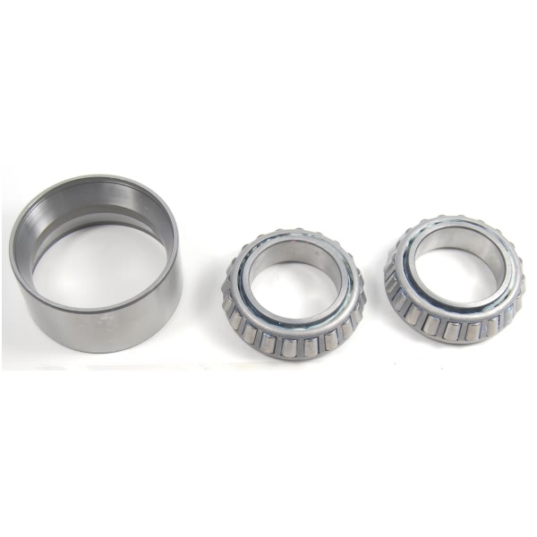 Centric Premium™ Front Passenger Side Inner Wheel Bearing and Race Set 410.44001