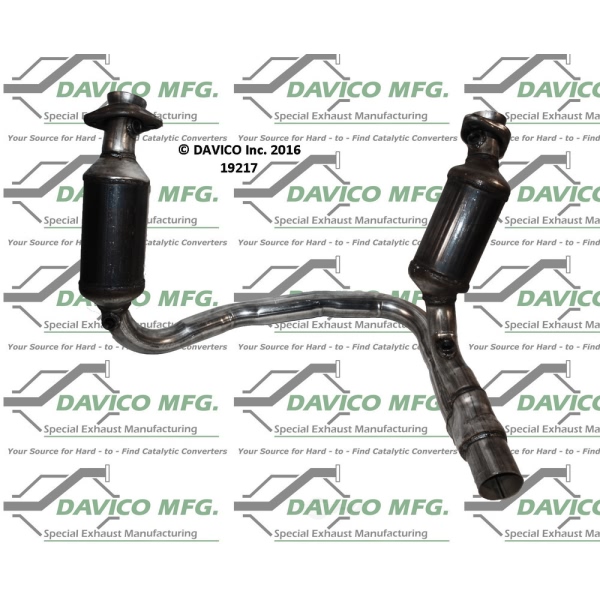 Davico Direct Fit Catalytic Converter and Pipe Assembly 19217