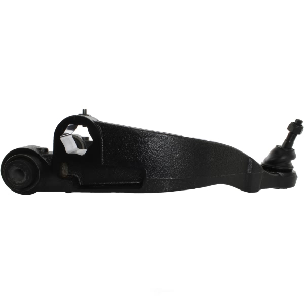 Centric Premium™ Front Driver Side Lower Control Arm and Ball Joint Assembly 622.67075