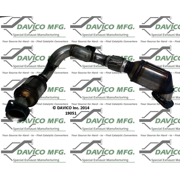 Davico Direct Fit Catalytic Converter and Pipe Assembly 19051