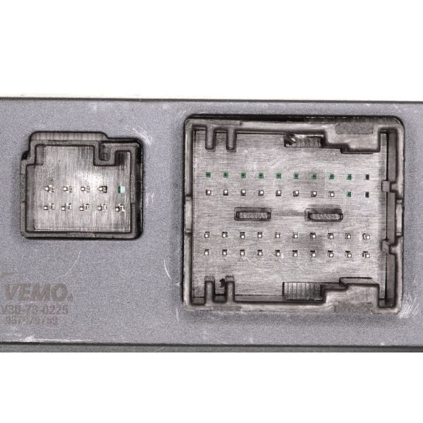 VEMO Window Switch V30-73-0225