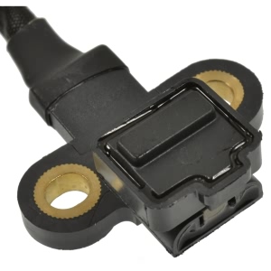 Original Engine Management Crankshaft Position Sensor for 2004 Kia Sedona - 96040