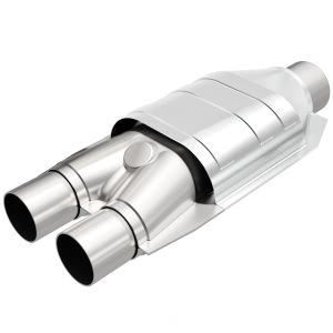 MagnaFlow Pre-OBDII Universal Fit Oval Body Catalytic Converter for 1988 Ford F-250 - 333007