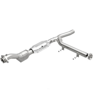 MagnaFlow OBDII Direct Fit Catalytic Converter for 1998 Ford E-150 Econoline Club Wagon - 447178