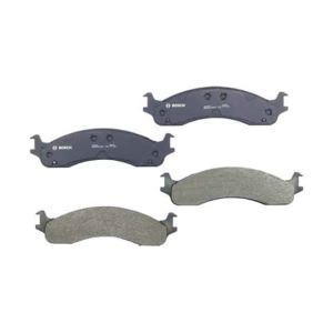 Bosch QuietCast™ Premium Organic Front Disc Brake Pads for 2002 Ford E-250 Econoline - BP655