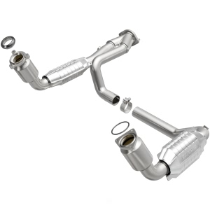 MagnaFlow OBDII Direct Fit Catalytic Converter for GMC - 458062
