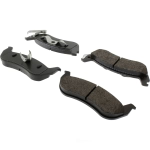 Centric Posi Quiet™ Extended Wear Semi-Metallic Rear Disc Brake Pads for 2007 Lincoln Town Car - 106.09320