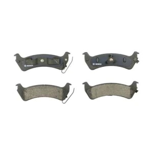 Bosch QuietCast™ Premium Organic Rear Disc Brake Pads for 1994 Jeep Grand Cherokee - BP666