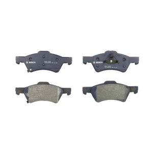 Bosch QuietCast™ Premium Organic Front Disc Brake Pads for 2002 Chrysler Town & Country - BP857