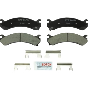 Bosch QuietCast™ Premium Ceramic Front Disc Brake Pads for 2004 Chevrolet Silverado 3500 - BC784