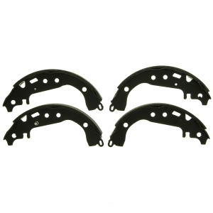 Wagner Quickstop Rear Drum Brake Shoes for 2005 Toyota Corolla - Z832