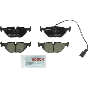 Bosch QuietCast™ Premium Organic Rear Disc Brake Pads for 1990 Jaguar Vanden Plas - BP517